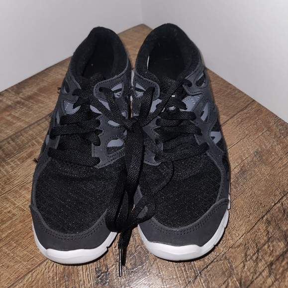 Women's Nike Free Run 2 Sneakers - Picture 2 of 4